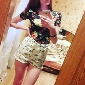 Redangelll from bongacams