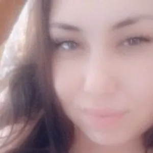 Regina3355 from bongacams