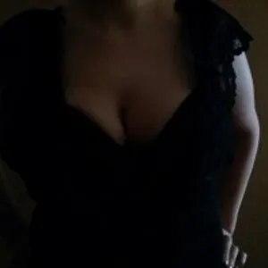 Sabrina2080 from bongacams