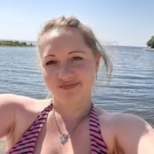 Samiliya23 from bongacams