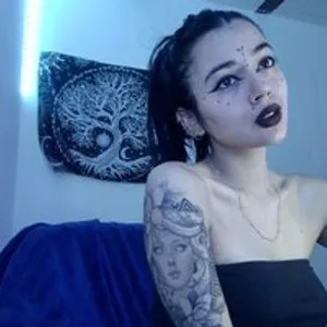 SaraMirandaa from bongacams