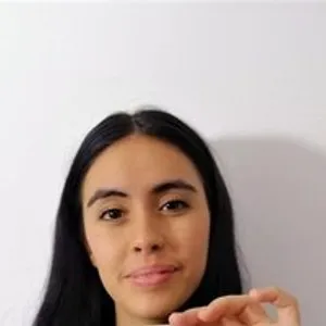 SaraWetfinger from bongacams