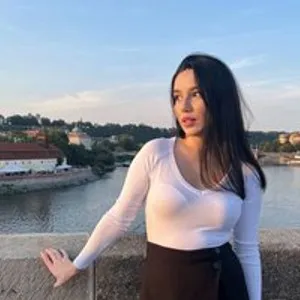 Sasha-Hertz from bongacams