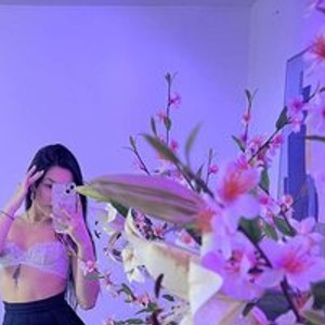 Scarlet-lou