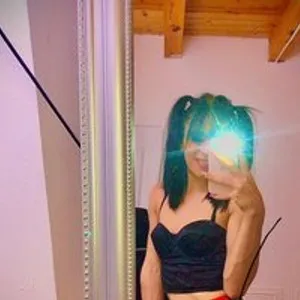 SelenaLucille from bongacams