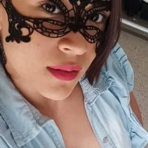 SelenaOak1 from bongacams