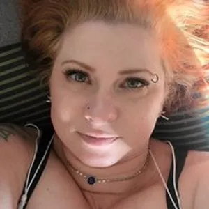 SexiBytch84 from bongacams