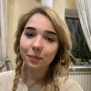 SexyBlondee from bongacams