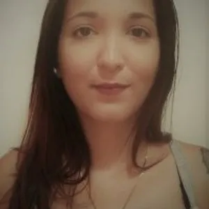 SexyNoa99 from bongacams