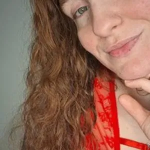Sexyred3141-1 from bongacams