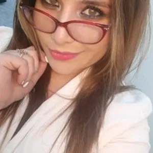 Sharloteduran from bongacams