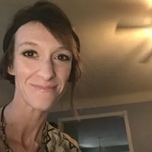 Sinistersally from bongacams