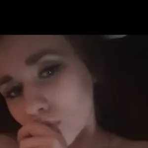 SladkayaKatya from bongacams