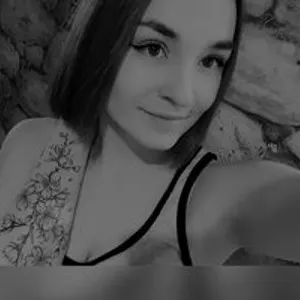 SmileForMe29 from bongacams