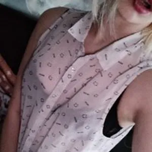 Sn-Yi from bongacams