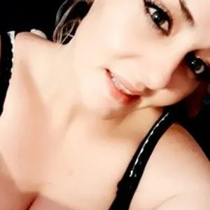 SnowxMaiden from bongacams