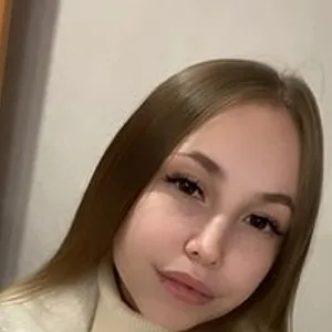 Sofiiaa from bongacams