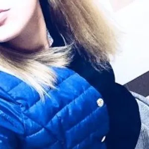 Stella-Sexy from bongacams