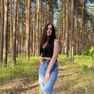 Sweet-Vita17 from bongacams