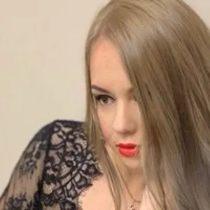 SweetKat from bongacams