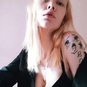 SweetKitty666 from bongacams