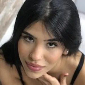 Tayyra from bongacams