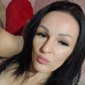 Tetti1210 from bongacams