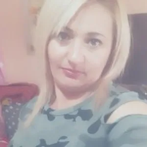 Thebestgirll from bongacams