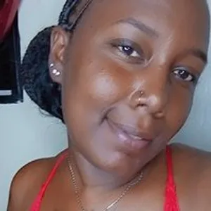 Thickyjuicy from bongacams