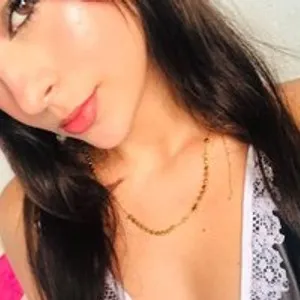 Tifannyprg from bongacams