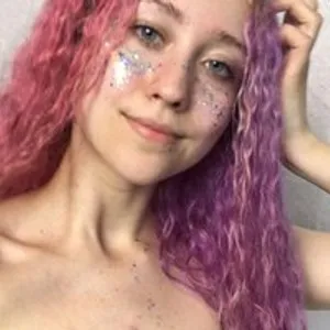 Tina-Eshee from bongacams