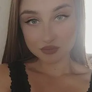 TonyaGladys from bongacams