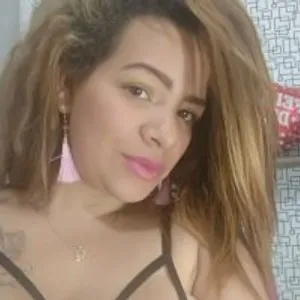 VeneziaSquirt from bongacams