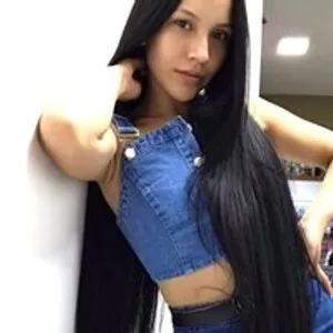 VictorieEvans from bongacams