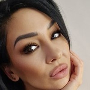 Camgirl is actually offline