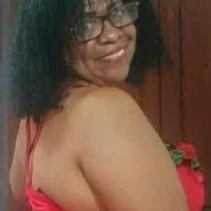 Yayisblack from bongacams