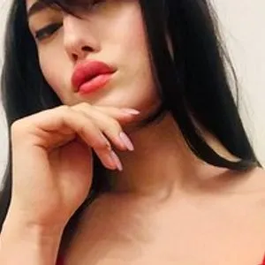 YourParadisee from bongacams