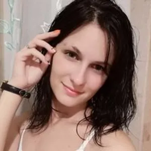 YoursLady from bongacams