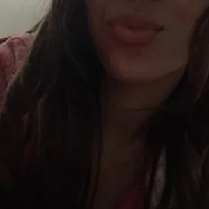 Yummyhoneyyyy from bongacams