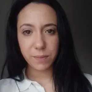 Yvonne23 from bongacams