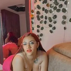 ZaraMillss from bongacams