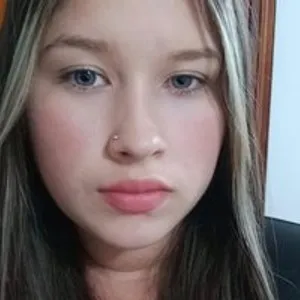 ZoeDuguay from bongacams