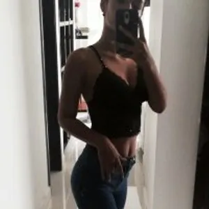 ZoeEvanss from bongacams