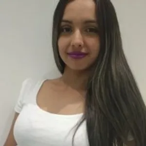 ZoeLoveely from bongacams