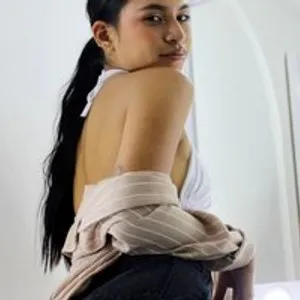 ZoeRose from bongacams