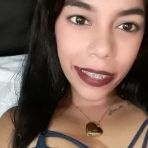 abigailsantac from bongacams