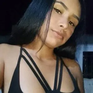 aleja-rouse19 from bongacams