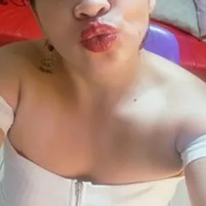 alejaboobs from bongacams