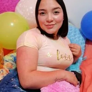 alicekiomy from bongacams