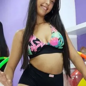 ally-devis from bongacams